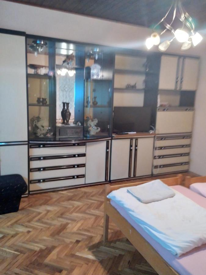 2 Haloszobas Apartman Kanjiza Luaran gambar